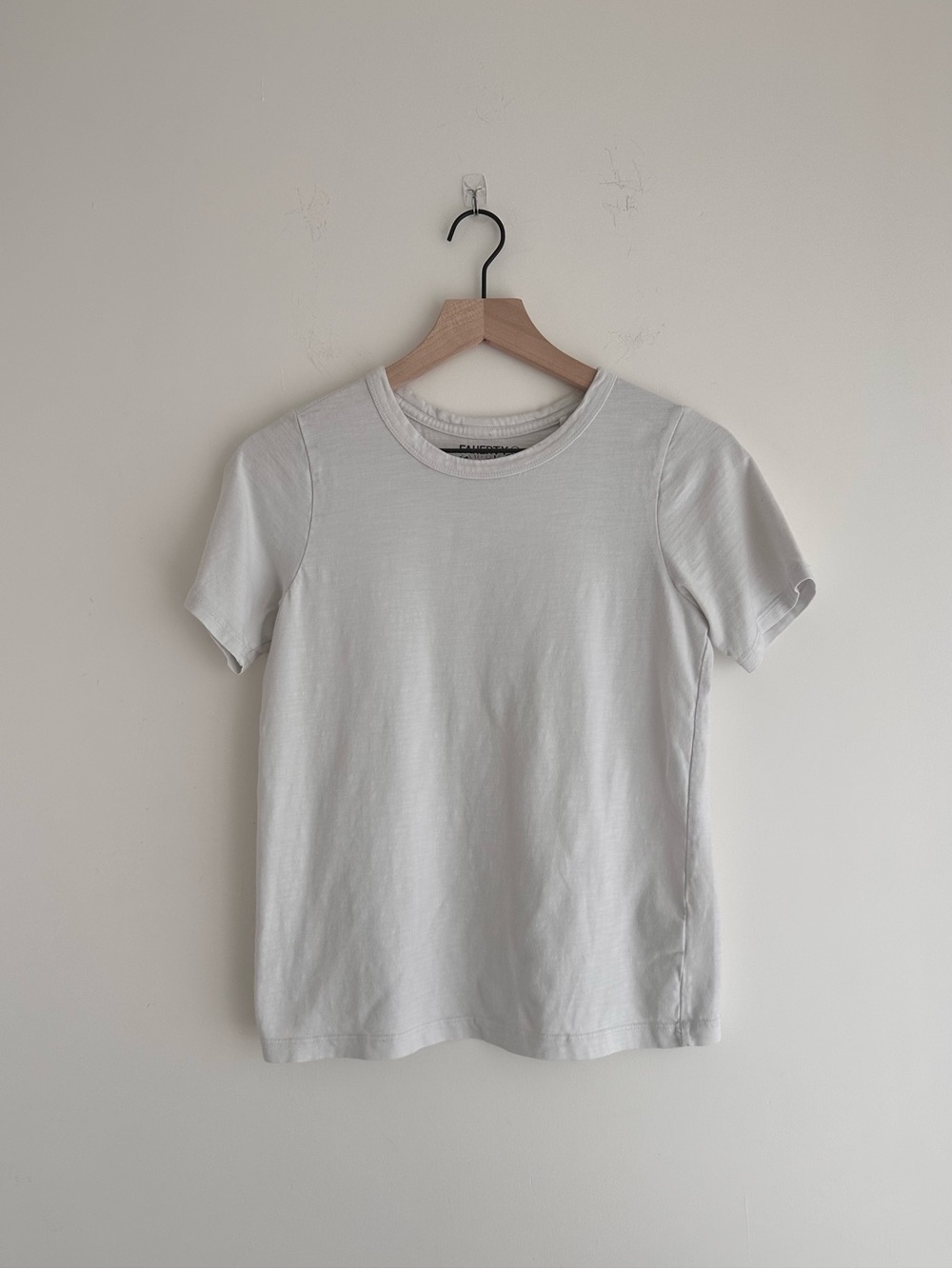 Faherty Classic Crewneck T‑Shirt in White